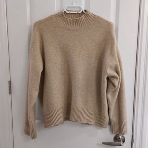 Uniqlo Cozy Beige Women's Sweater